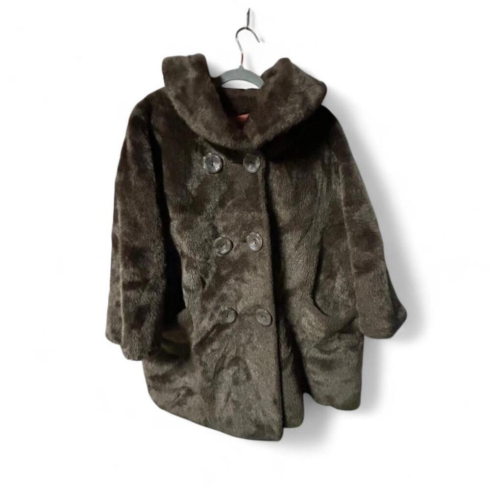 Large gorgeous 1960s mid century vintage faux fur oversized swing jacket